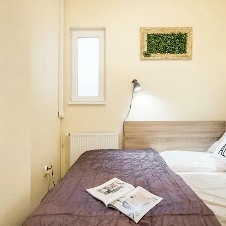 Appartement A9 Houseleek Astoria *