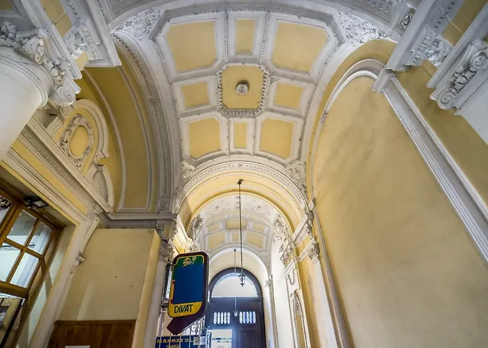 A9 Houseleek Astoria Budapesta